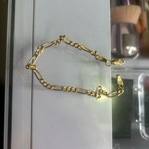 Elegant 10k Gold Chain Bracelet